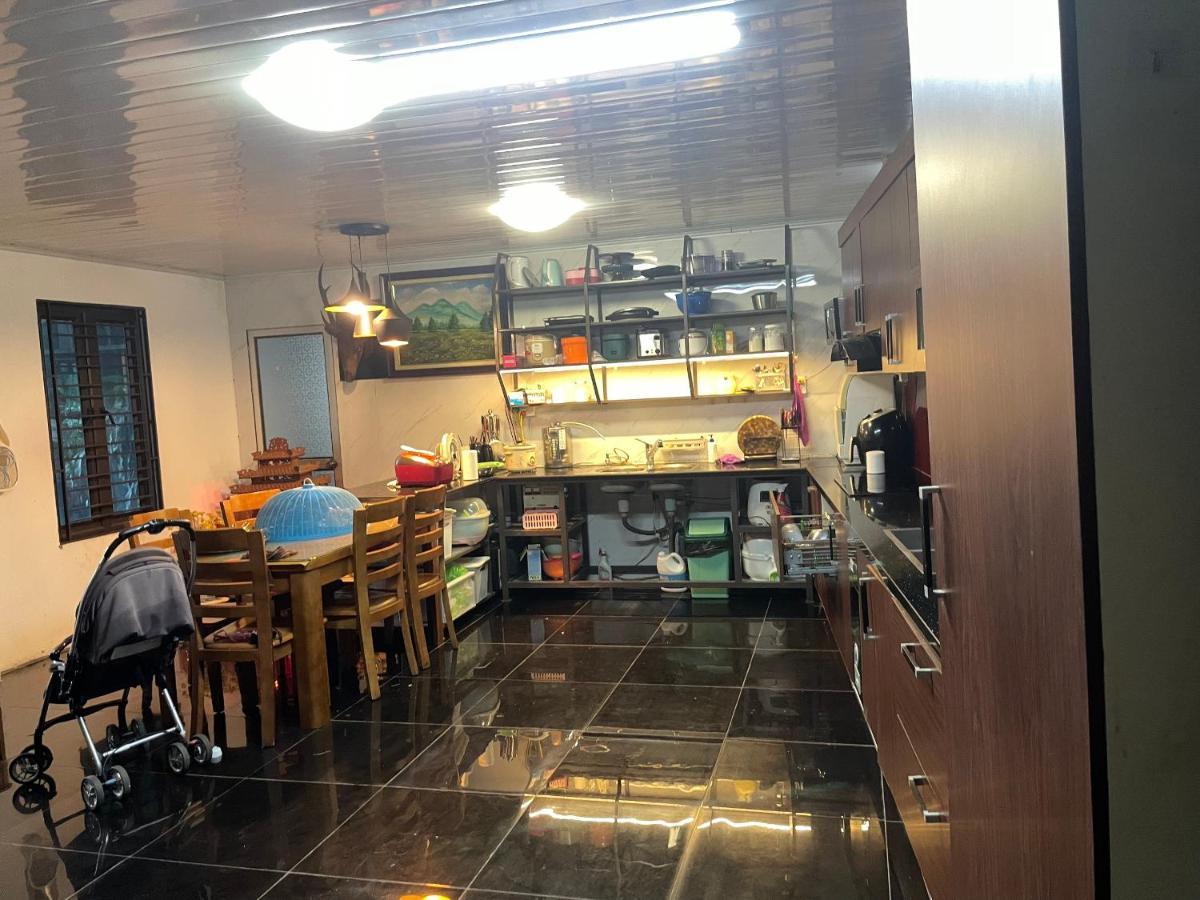 Lee Homestay Ханой Экстерьер фото